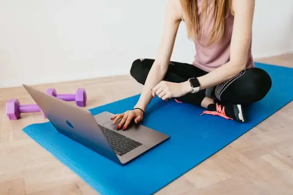 the-benefits-online-fitness-classes-offer.jpg the-benefits-online-fitness-classes-offer.jpg