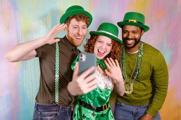 St. Patrick's Finishing Touches: Accessories and Makeup