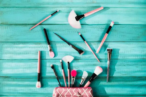 beauty-tools-and-accessories